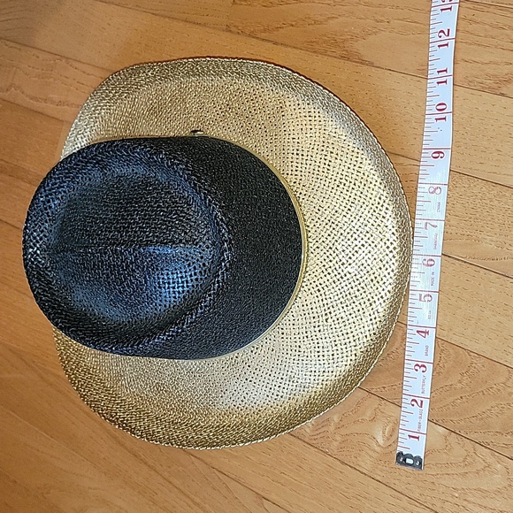 Gold and Black Fashion Hat, great for Golf, Cruise or Resort Wear - Picture 13 of 14